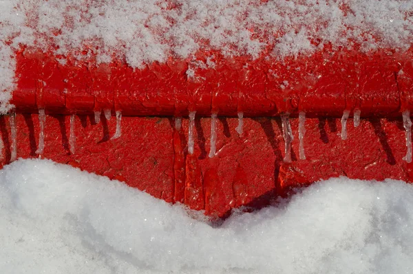 Abstract Snow Icicles Red Iron Background — Stock Photo, Image