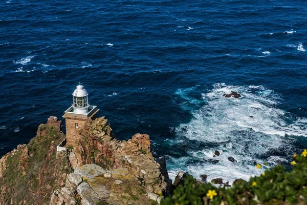 Vuurtoren Van Kaap Goede Hoop Blauwe Oceaan Achtergrond Zuid Afrika — Stockfoto