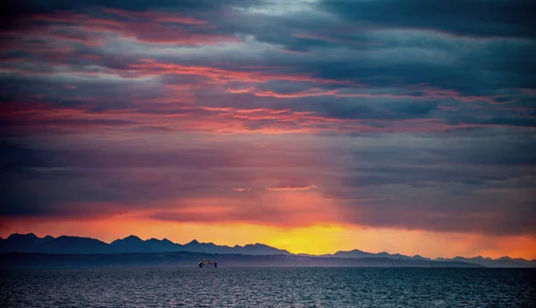 Seascape Bulutlar Kırmızı Gündoğumu Gökyüzü Mossel Körfezi Güney Afrika — Stok fotoğraf