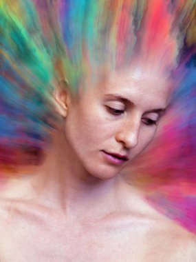 Dünya serisi. Duygular, duygular, iç dünya, yaratıcılık ve hayal gücü konularında kadın portresiyle birleştirilmiş soyut tasarım.