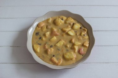 Ham Elmalı turta Bustrengo kama.