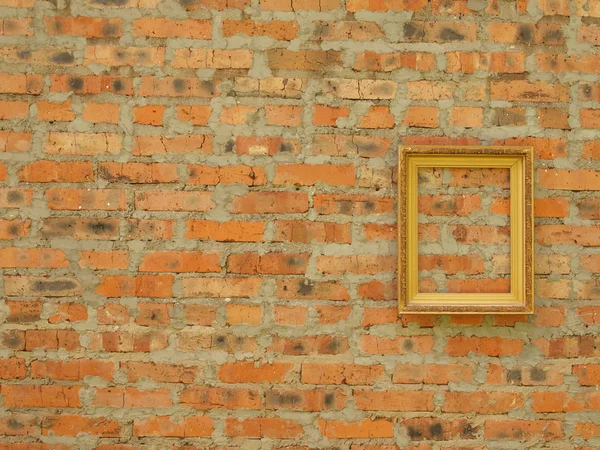 Cadre photo de baguette sur le fond d'une vieille brique wa — Photo