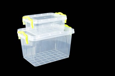 Ev ve Bahçe konteyner - büyük ve küçük iki beyaz plastik saklama siyah bir zemin üzerine