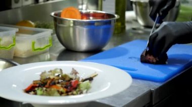 Et Hizmet İçin Hazırlanıyor