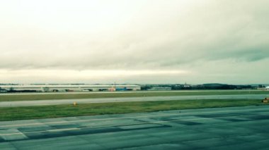 Uçak trafiği timelapse yaz