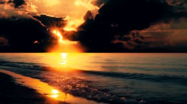 Sahilde gerçek bir sesle sabah