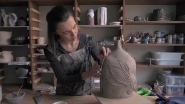 Fransız gelecekteki vazo çiçekler, dolly atış için bir desen ortaya konuyor