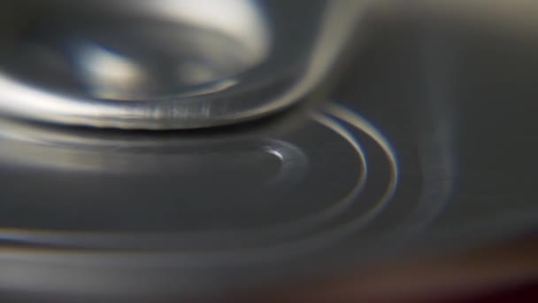 Top view of can of soda or beer — Stock Video