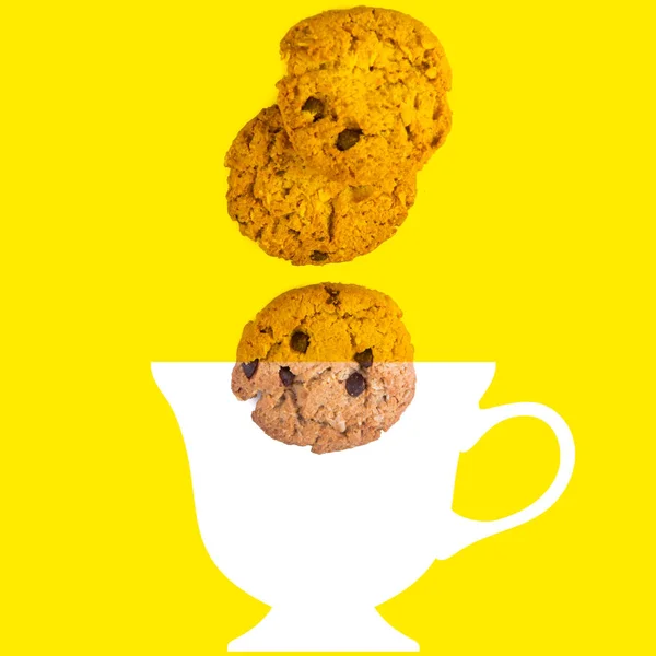 Cookies ou biscuits aux pépites de chocolat avec design conceptuel . — Photo