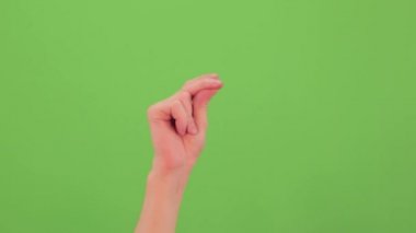 Krom anahtar yeşil ekranda insan eli şaklatması ya da elle tıklaması. Taksi ya da garson çağırıyorum.