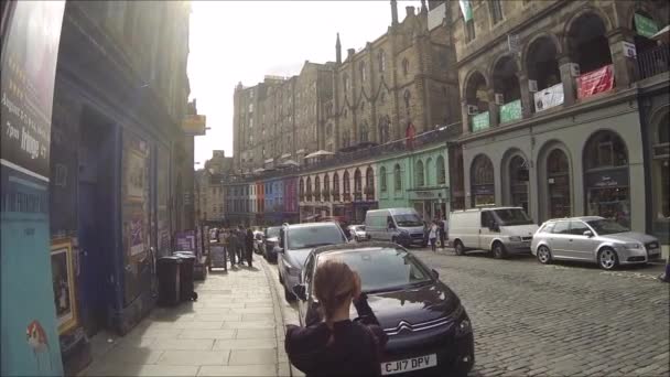Edinburgh West Bow Victoria Street Colorful Shops Old Town Edinburgh — Stock Video