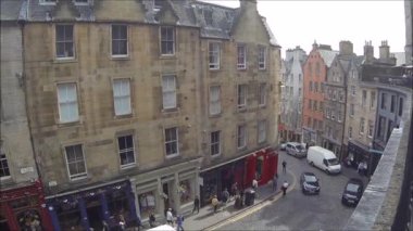 Edinburgh batı yay ve Victoria Street Old Town, Edinburgh, Scotlandedinburgh, Old Town, İskoçya renkli mağazaları ile