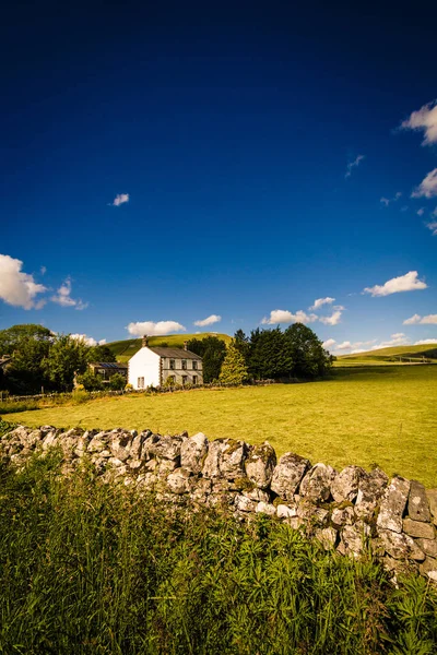 Malham Uma Vila North Yorkshire Inglaterra Reino Unido — Fotografia de Stock