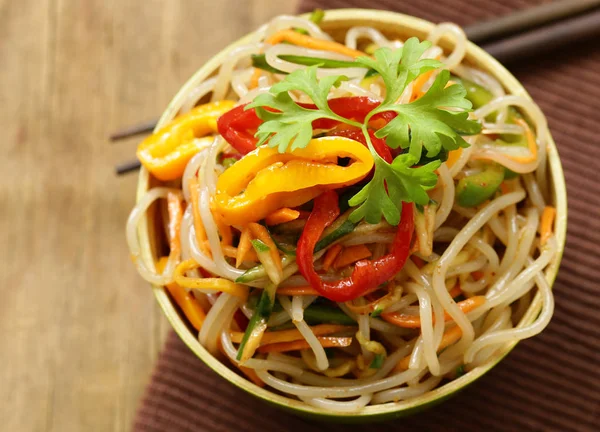 Ensalada Asiática Fideos Arroz Con Verduras Funchoza — Foto de Stock