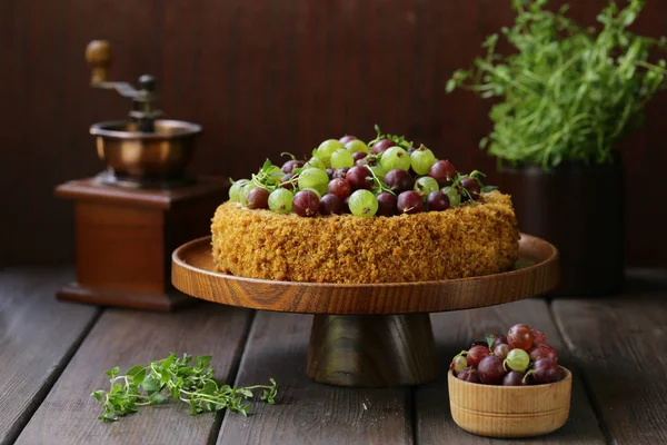 Torta Fatta Casa Dessert Con Noci Bacche — Foto Stock