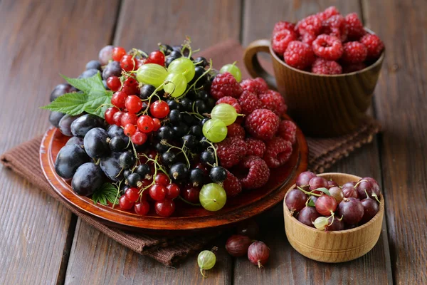 Reife Bio Mischung Beeren Rustikales Stillleben — Stockfoto