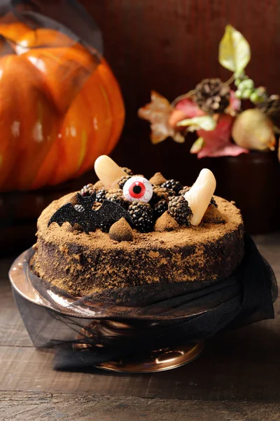 Super Chocolate Cake Halloween Decor — Stock Photo, Image