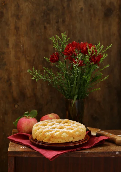 Традиционный Яблочный Пирог Слоеного Теста Корицей — стоковое фото