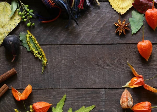 Fondo Otoño Con Hojas Amarillas —  Fotos de Stock