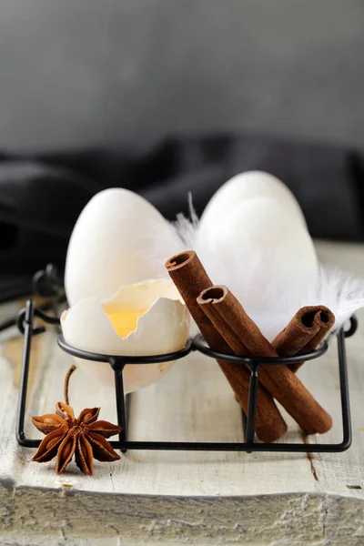 Biologische Natuurlijke Eieren Een Houten Tafel Rustieke Stijl — Stockfoto