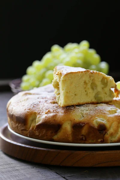 Homemade Pie Cake Biscuit White Fresh Grapes — Stock Photo, Image