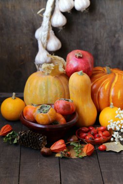 Balkabağı ve böğürtlenlerle dolu bir sonbahar