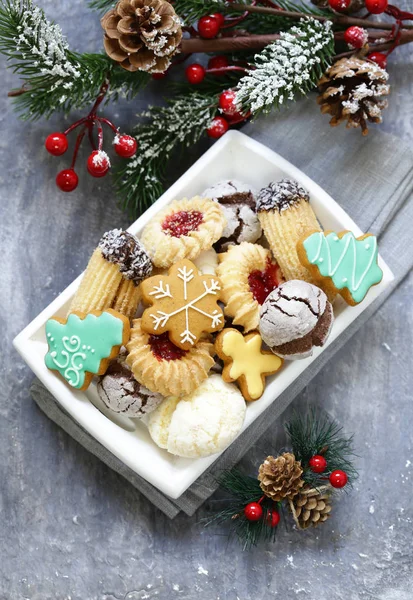 Various Holiday Cookies Christmas Decorations — Stock Photo, Image