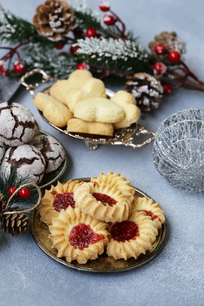 Olika Holiday Cookies Juldekorationer — Stockfoto