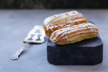 krema şeker ile choux pasta eklerleri