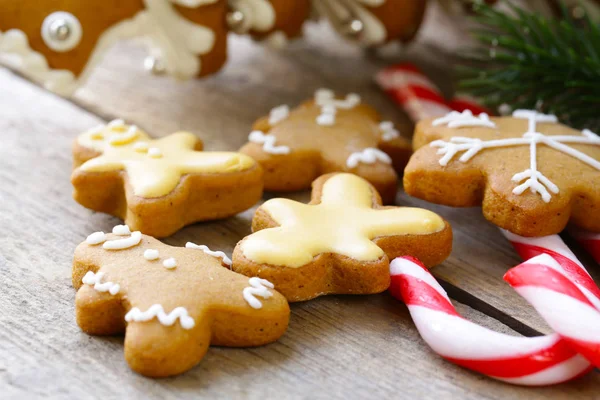 Pão Gengibre Árvore Natal Para Decorações Férias — Fotografia de Stock