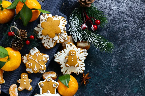Zencefilli Kurabiye Tatil Dekorasyon Için Noel Ağacı — Stok fotoğraf