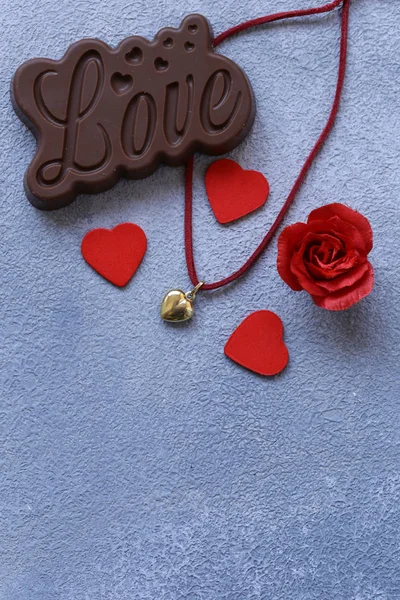 Regalo Colgante Corazón Oro Para Día San Valentín —  Fotos de Stock