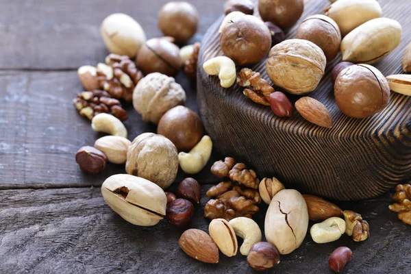 Verschiedene Nüsse Macadas Cashewnüsse Mandeln Und Walnüsse — Stockfoto