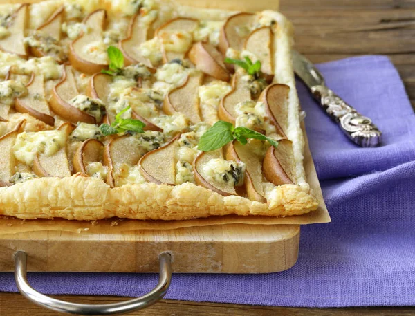 Puff Pastry Tart Blue Cheese Pears — Stock Photo, Image