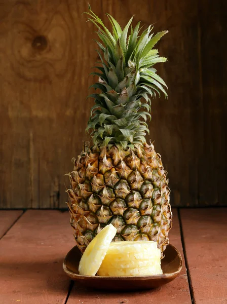 Dessert Süße Bio Ananas — Stockfoto