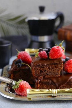 ganache ile çikolatalı browni kek