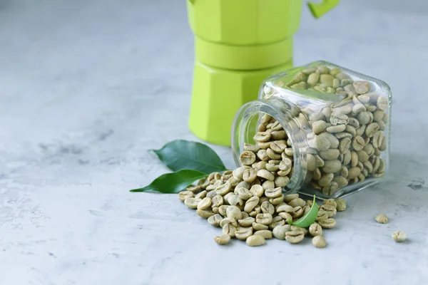 Chicchi Caffè Verde Organico Sfondo Grigio — Foto Stock