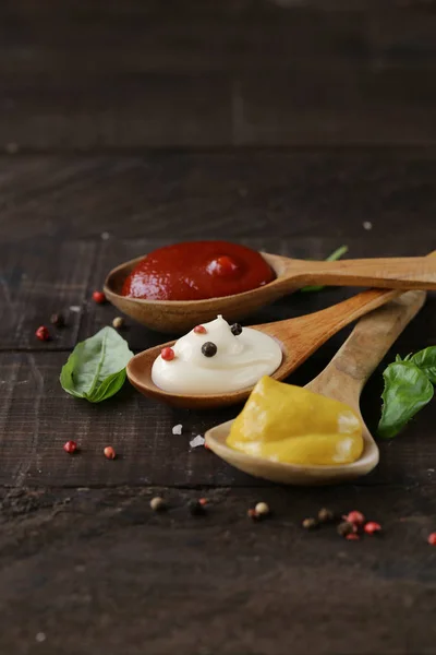 Drie Varianten Van Ketchup Mosterd Mayonaise Saus — Stockfoto
