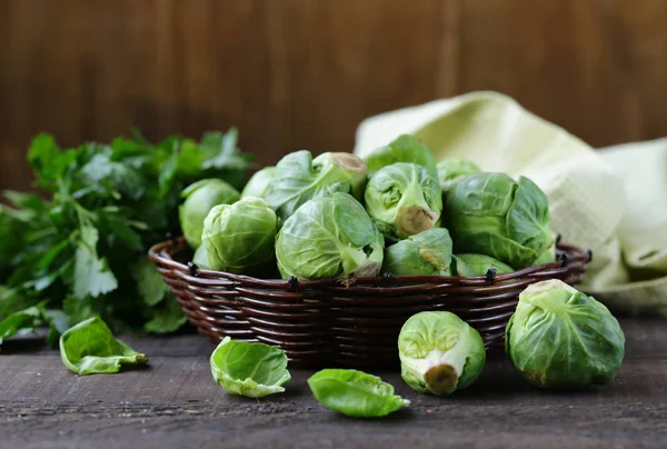 Choux Bruxelles Biologiques Pour Une Alimentation Saine — Photo