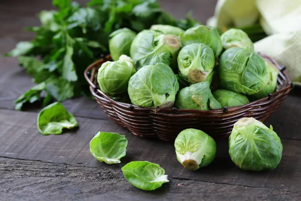 Couves Bruxelas Orgânicas Para Alimentos Saudáveis — Fotografia de Stock