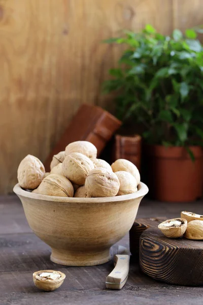 Noci Una Dieta Sana Tavolo Legno — Foto Stock