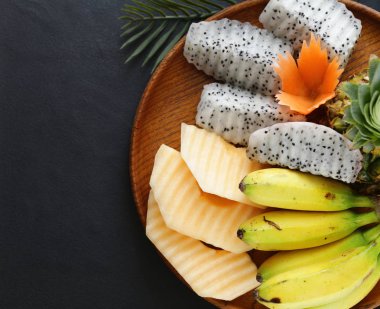 tropikal meyve, ananas, muz, dragon meyve