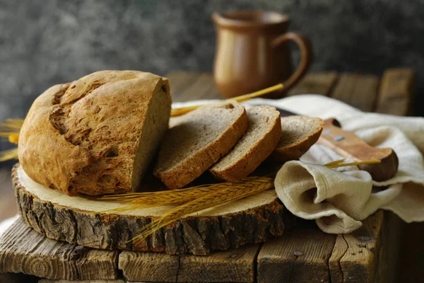 ライ麦オーガニック自家製パン — ストック写真