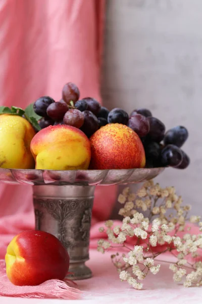 Frutta Morta Vaso Fiori — Foto Stock