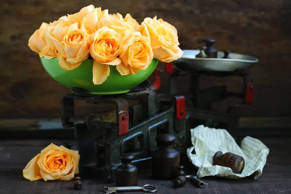 Wunderschöne Orangefarbene Rosen Für Glückwünsche Und Geschenk — Stockfoto