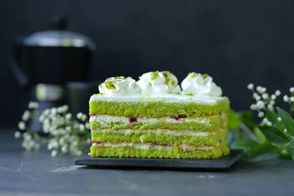 Grön Pistasch Tårta Med Smörkräm Dessert — Stockfoto