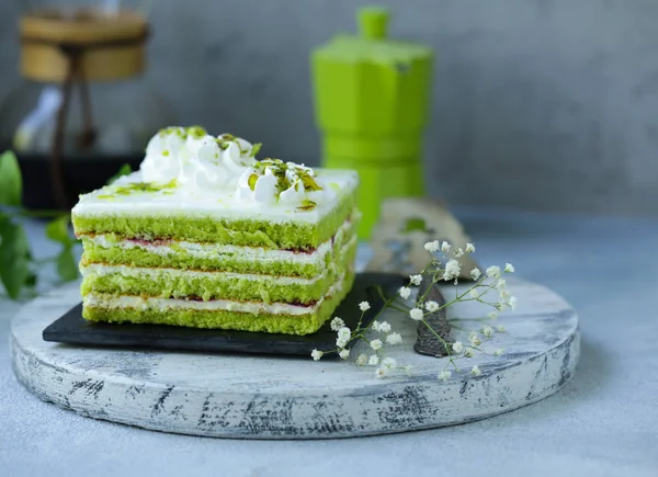 Grön Pistasch Tårta Med Smörkräm Dessert — Stockfoto