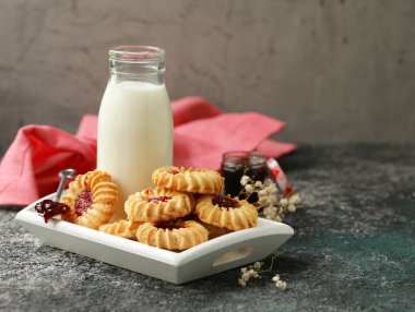Masada tereyağı reçel kurabiye