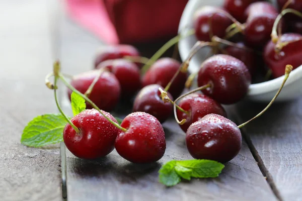 Fresh Berries Sweet Cherry Wooden Table — Stock Photo, Image