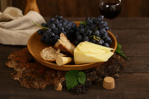 Cheeseboard Wooden Table Rustic Style — Stock Photo, Image